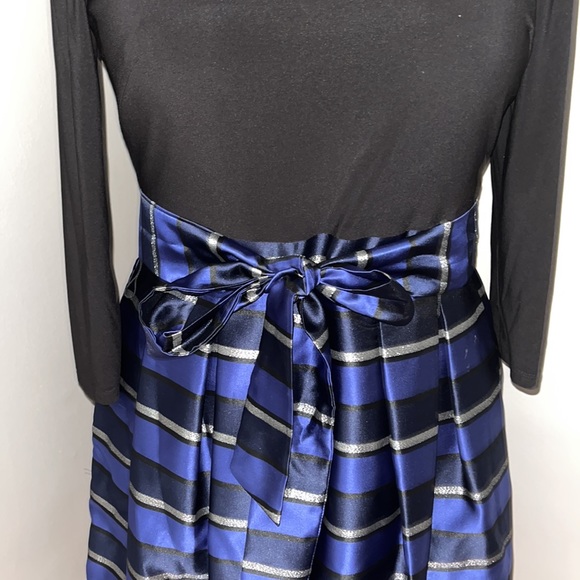 Beautiful Jessica Howard Dress - Picture 2 of 3